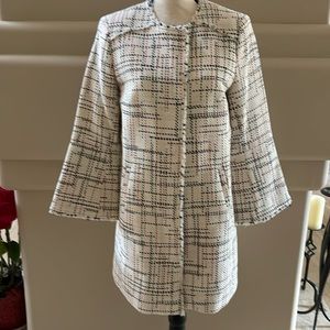 Banana Republic Fully Lined White Patterned Jacket. Size Small. New With Tags.